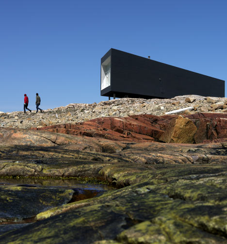 dezeen_Fogo-Islands-by-Saunders-Architecture-26