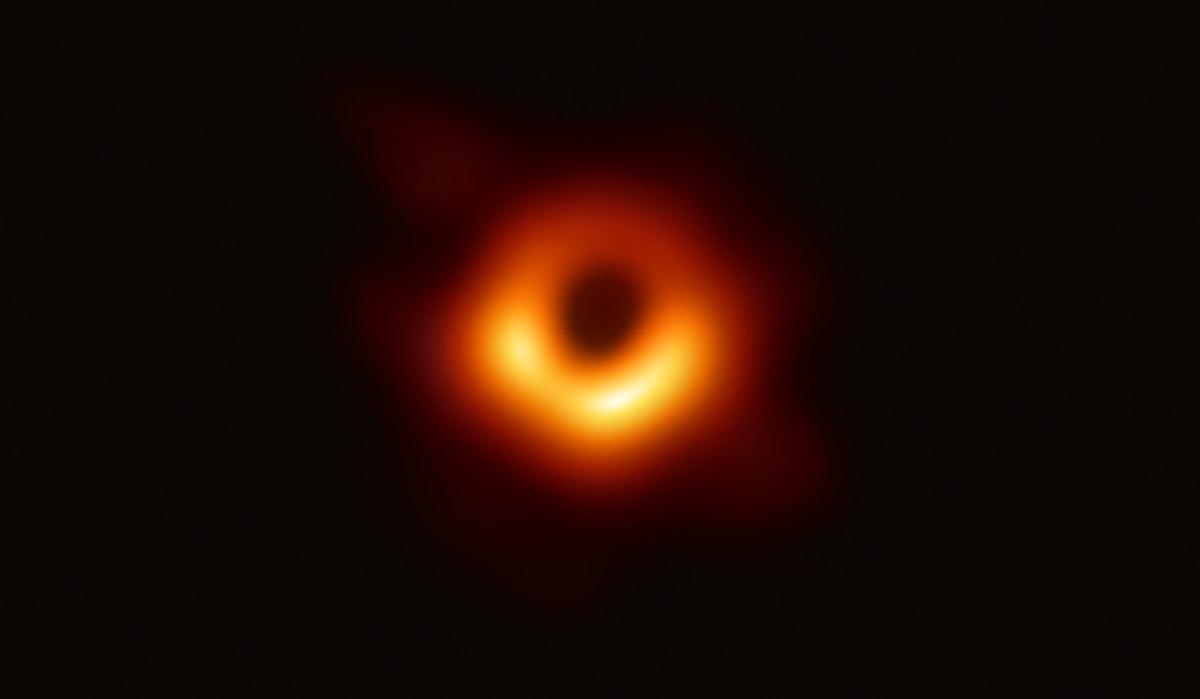 1200px-Black_hole_-_Messier_87