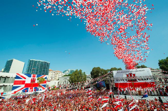 GibraltarBalloonRelease.jpg.653x0_q80_crop-smart