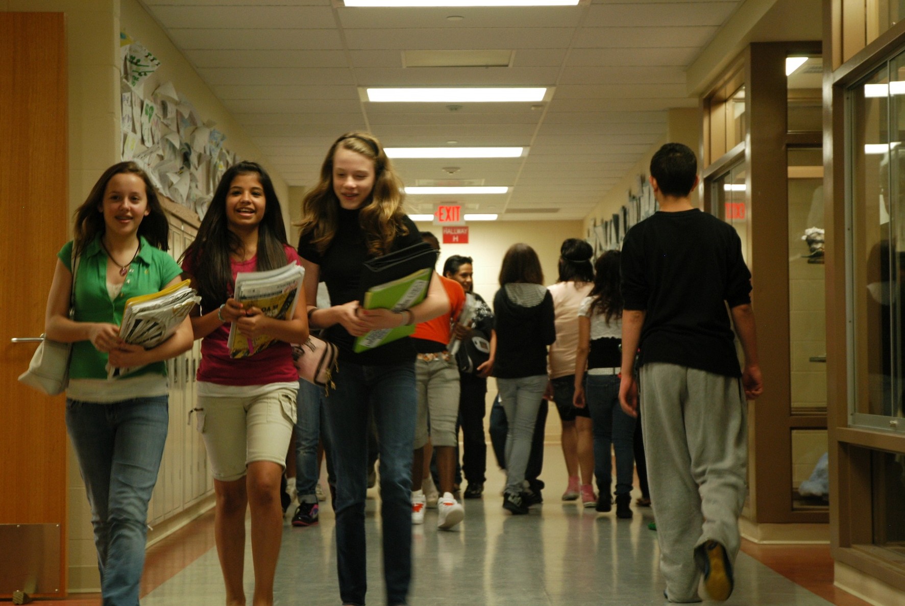 middleschoolhallway-e1347450799665