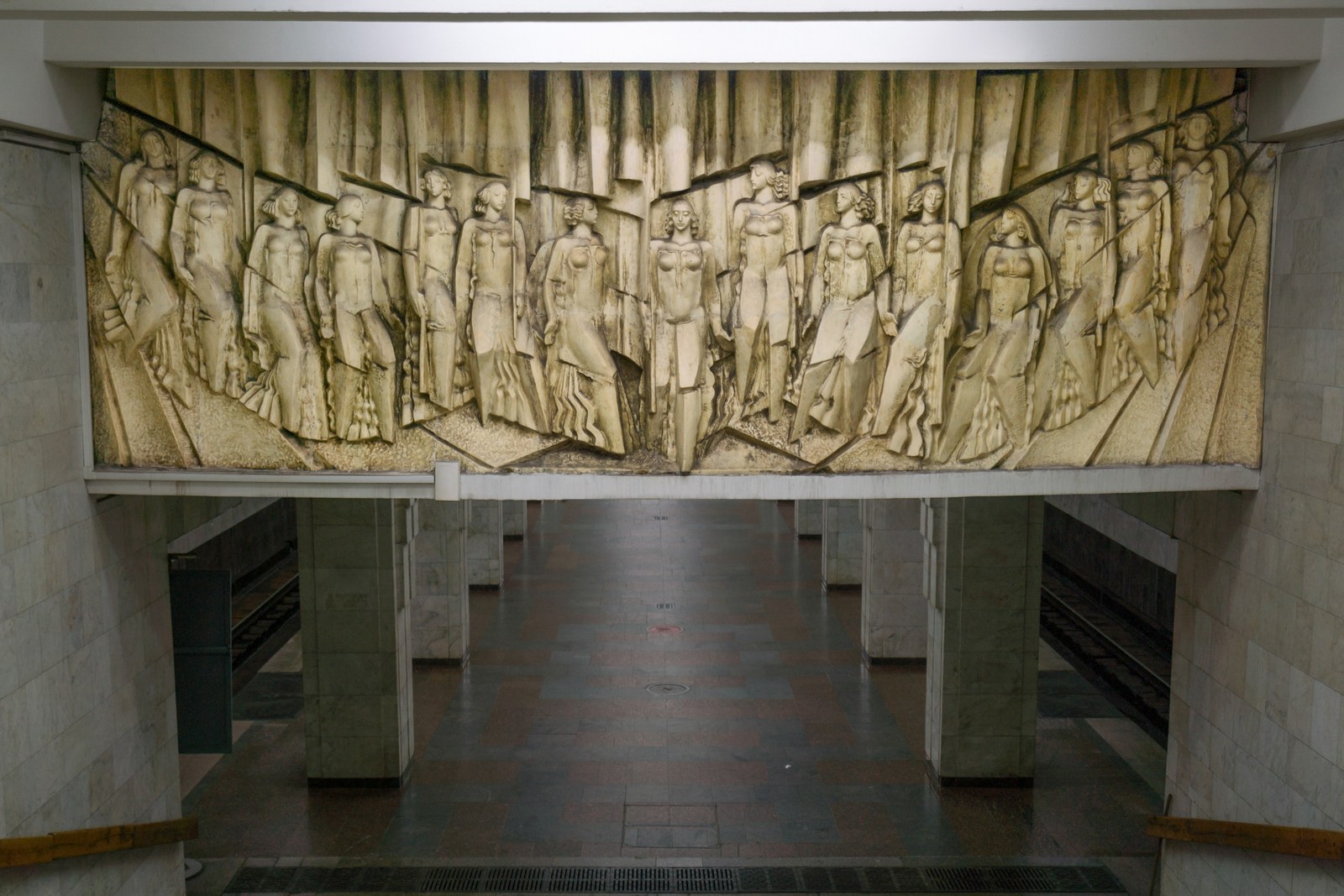 photo_herwig_soviet-metro_6