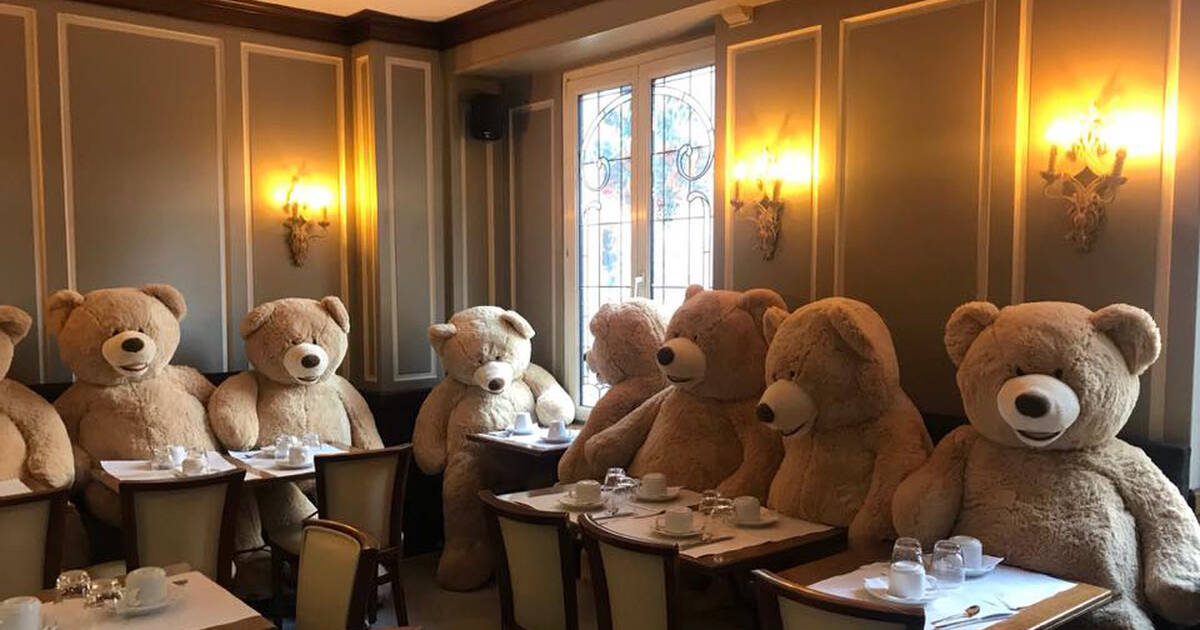 084678909140cbd2166e30730bed8050-paris-des-nounours-geants-envahissent-le-quartier-des-gobelins