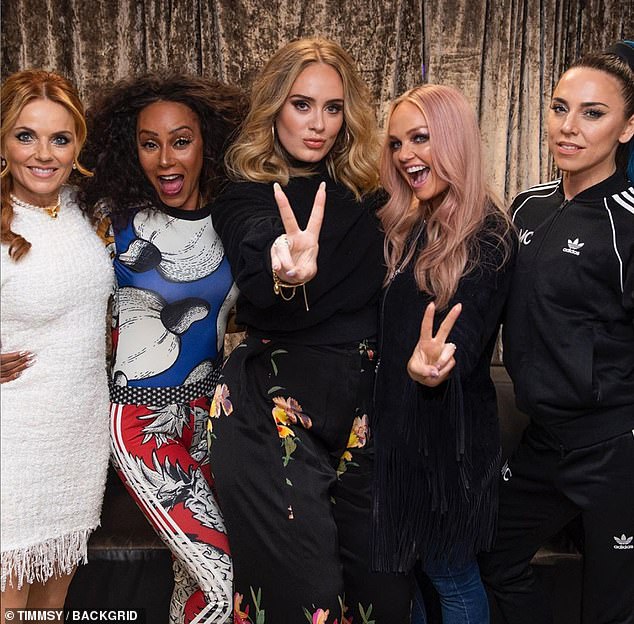 14882920-7149191-Spice_up_your_life_Adele_pictured_with_the_Spice_Girls_at_Wemble-a-17_1560767797799