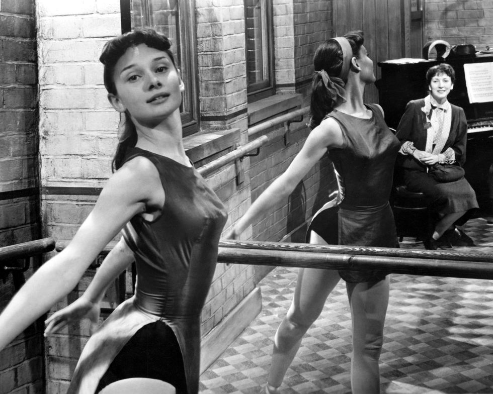 audrey-hepburn-1950-ballet