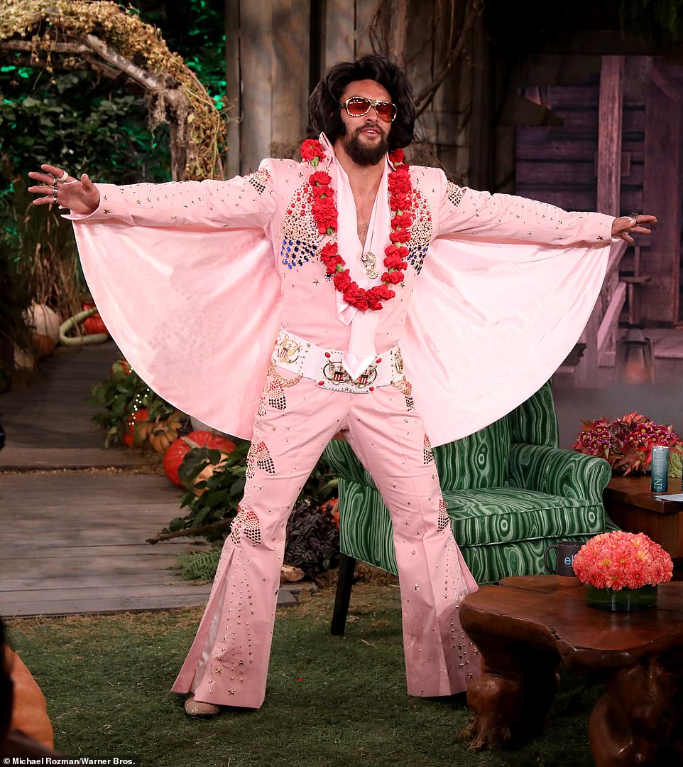 20411718-7634723-Jason_as_Elvis_Jason_Momoa_channeled_Elvis_Presley_himself_on_th-a-16_1572532077153