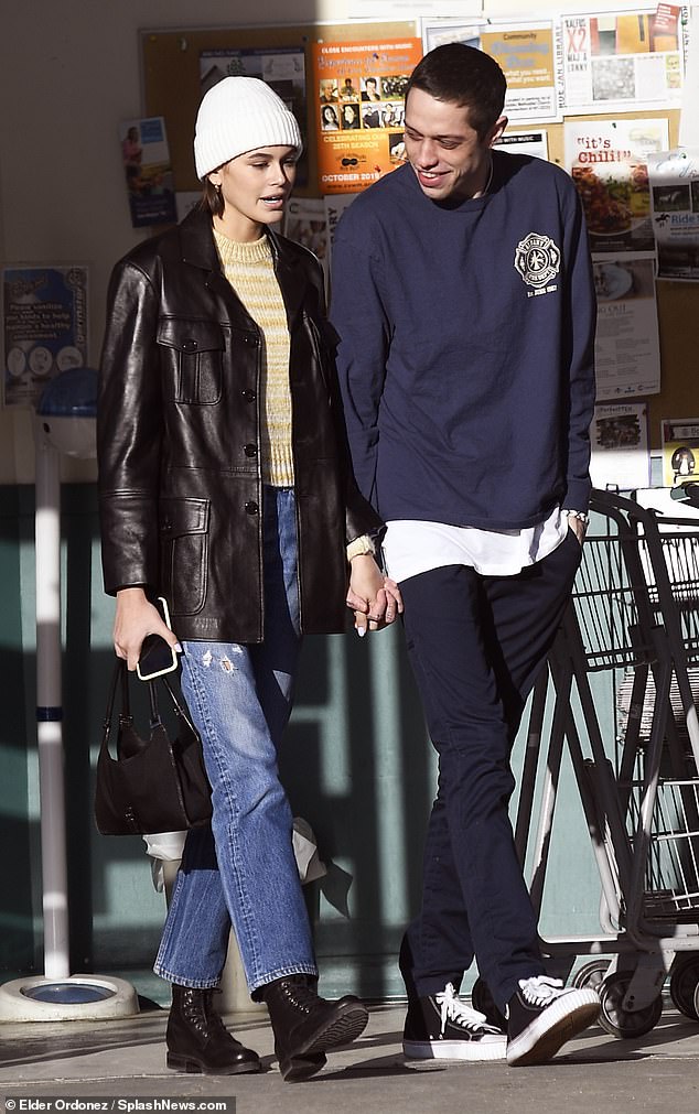 21029416-0-Is_it_love_Kaia_Gerber_18_and_Pete_Davidson_25_look_to_be_more_t-m-3_1573773105840