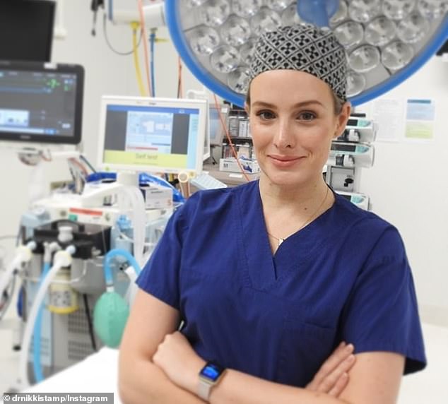 21468864-7725447-Heart_surgeon_Dr_Nikki_Stamp_pictured_has_shared_the_four_surpri-m-51_1574740807053