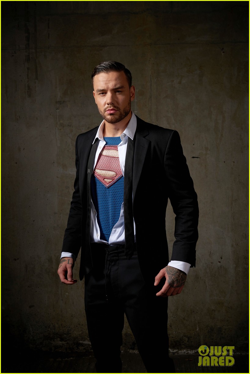 liam-payne-clark-kent-halloween-party-22