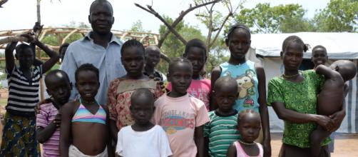 uganda-uomo-ha-176-figli-e-13-mogli_2129637