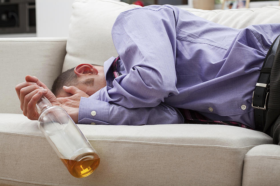 Drunk-Man-ThinkStock-RS6945_186448964