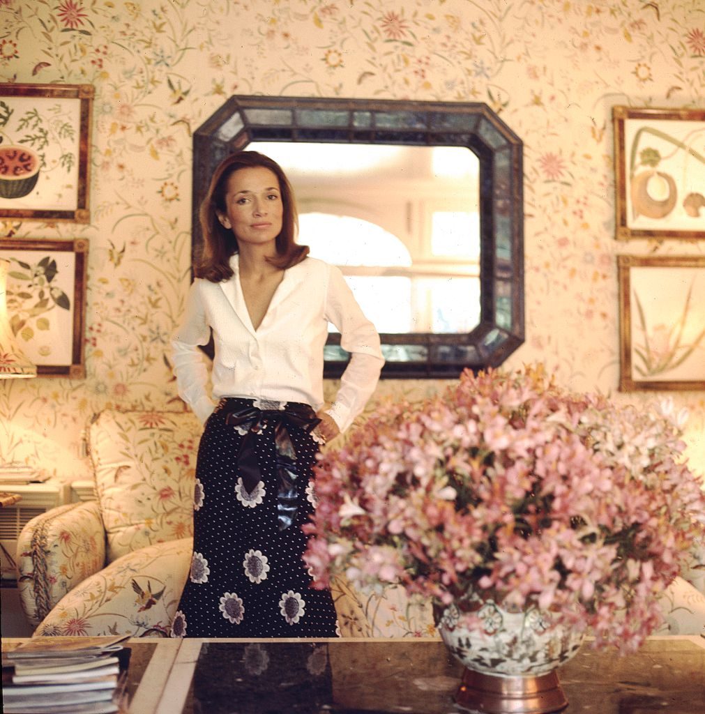 Portrait of Princess Lee Radziwill in front of mirror at the Turville Grange near Buckinghamshire, England. (Photo by Horst P. Horst/Condé Nast via Getty Images)