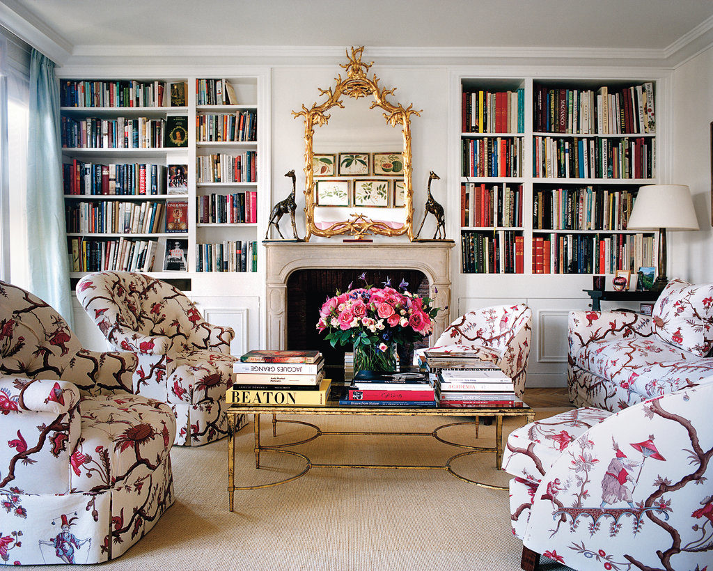 lee-radziwill-paris-apartment-living-room-gilt-tables-armchairs-1024x820