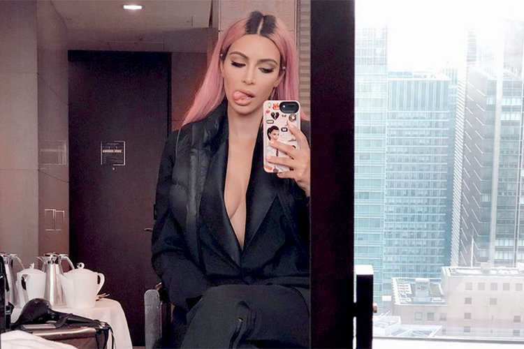 personal-space-kim-kardashian-selfies-2