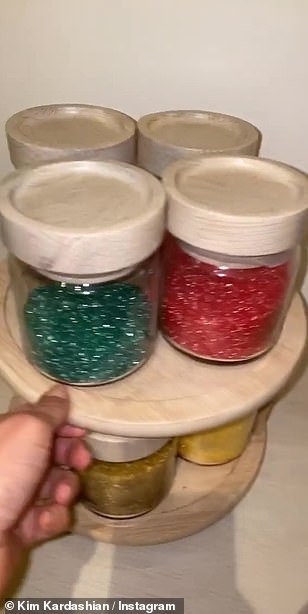 23180538-7867877-Sprinkles_She_added_that_even_all_her_sprinkles_for_my_frozen_yo-a-76_1578568752456.jpg