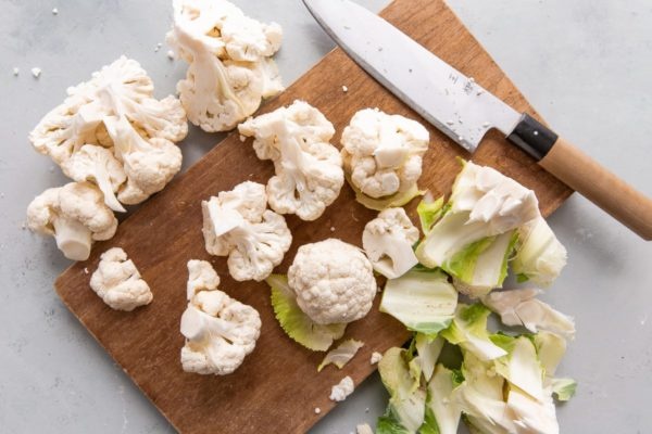 how-to-cut-cauliflower-florets-5-600x400.jpg