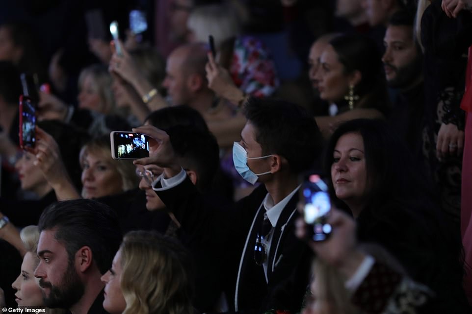 25088364-8034547-A_general_view_during_the_Dolce_e_Gabbana_fashion_show_as_part_o-a-17_1582501793679