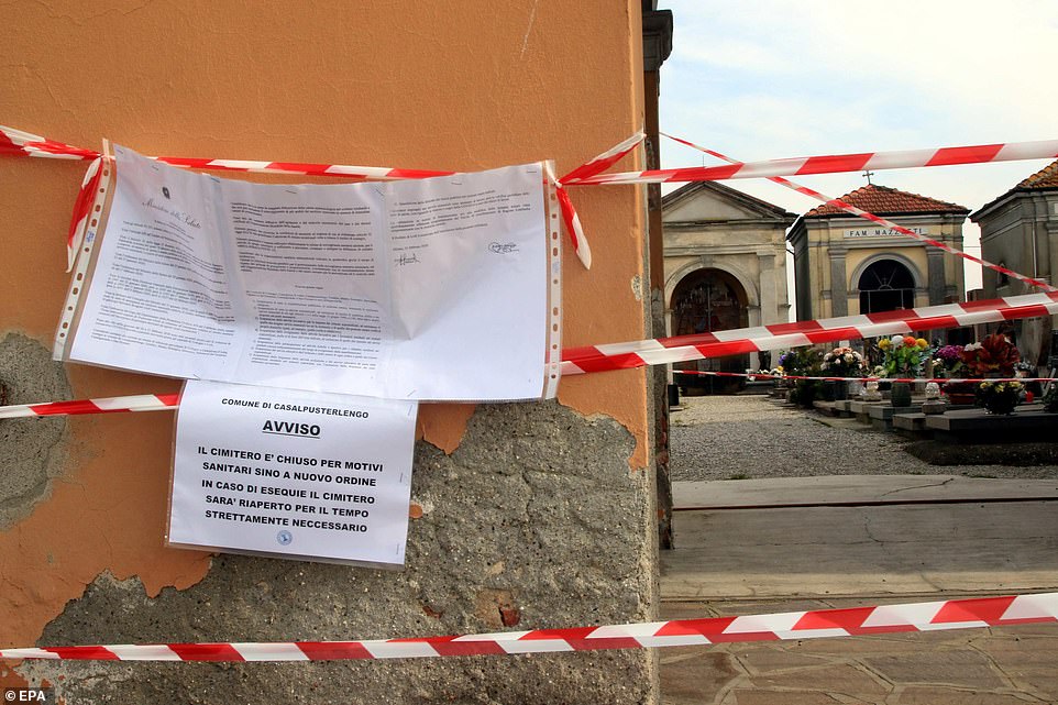 25089328-8034547-Cemetery_closed_due_to_Coronavirus_emergency_in_Casalpusterlengo-a-61_1582501797285