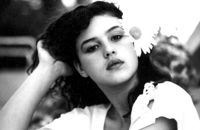 monica-bellucci-first-photo-ever-19-696x452