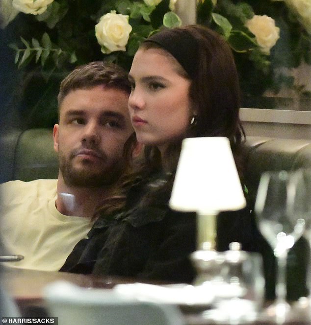 19015352-7512651-Look_of_love_Liam_looked_at_Maya_with_affection_during_the_night-a-134_1569600242121