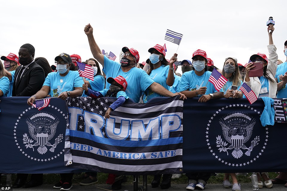 34234120-8826761-Saturday_marks_only_day_nine_since_Trump_was_diagnosed_with_the_-a-2_1602372876316