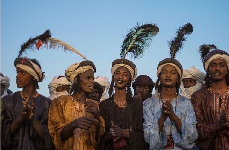 1604992749-8603-0EhLCtqdt-yAUC