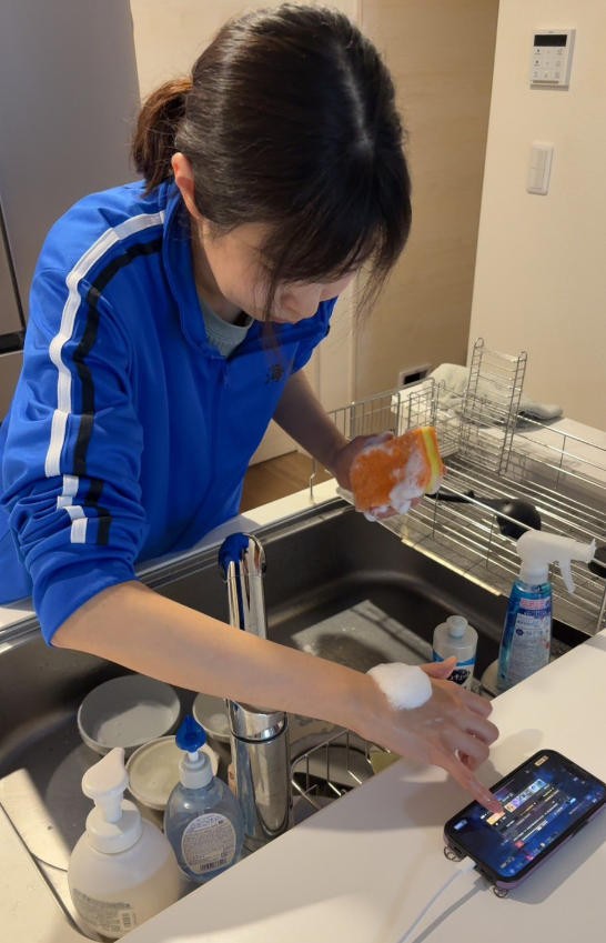 1762098794-3030-20251102