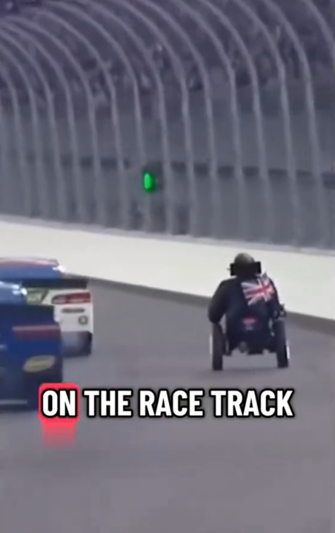 1762701879-6256-20251109