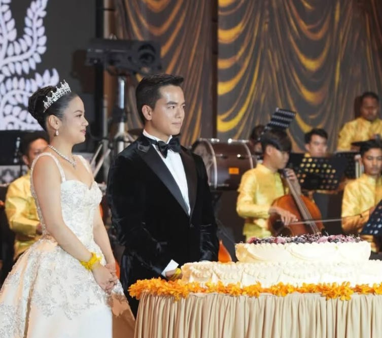 1765025198-5521-20251204