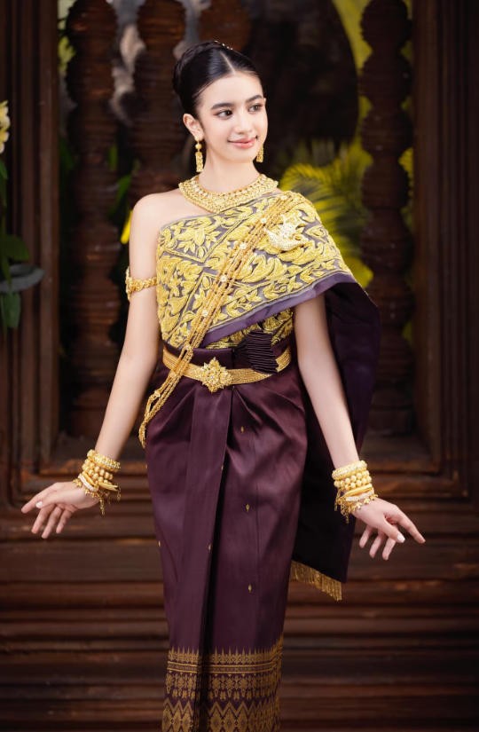 1765025203-6348-20251204